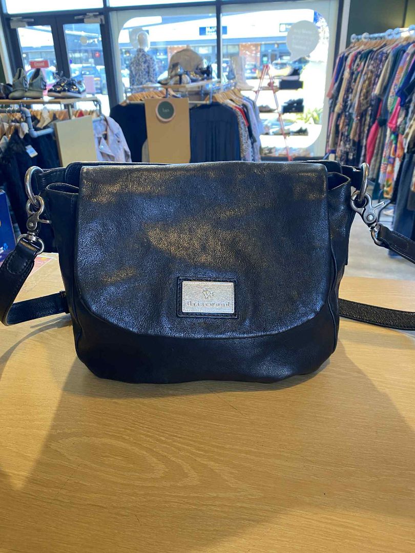 Black Briarwood Bag, 31cm x 19cm x 16cm