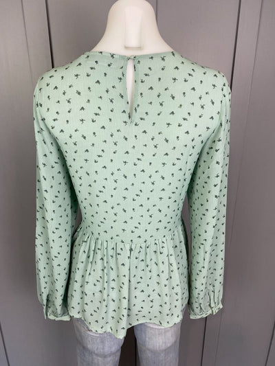 BNWT Green MSCH Tops, S,L