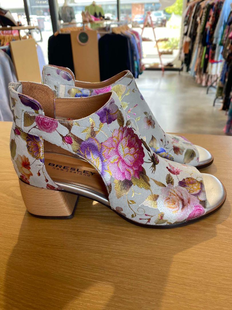 Blue floral Bresley Shoes, 39