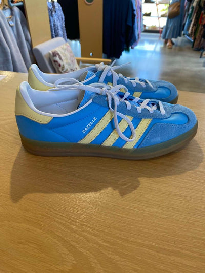 Blue ADIDAS Shoes, 39.5