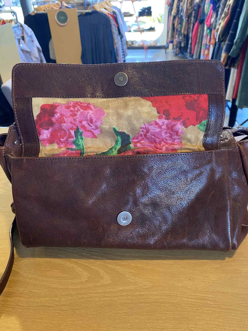 Tan Briarwood Bag, 37cmx 22cm x 16cm