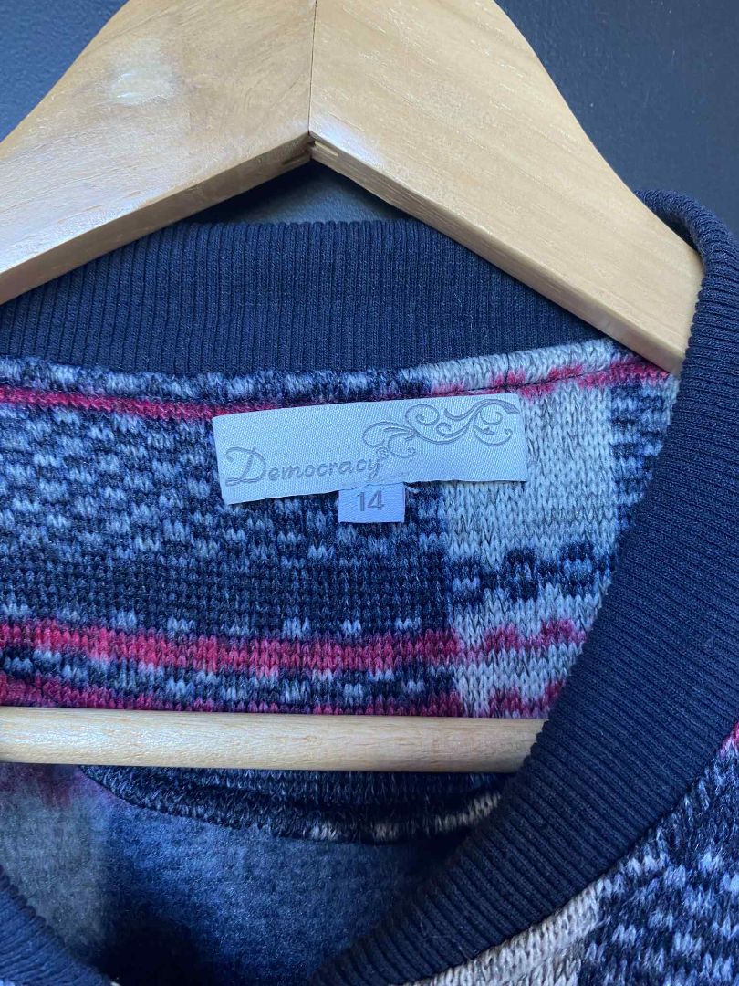 Navy check Democracy Bomber, 14