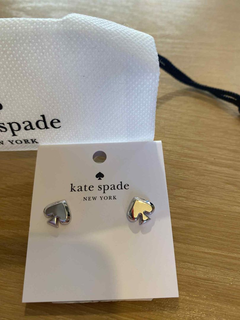 BNWT Silver Kate Spade Earrings, Spade studs