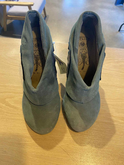 BNWT Green Fly London Shoes, 38