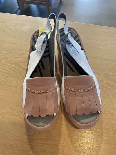 BNWT White & Pink Fly London Shoes, 42