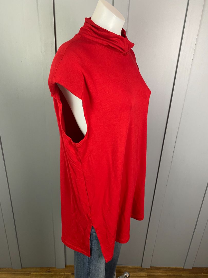Red Repertoire Top, 14