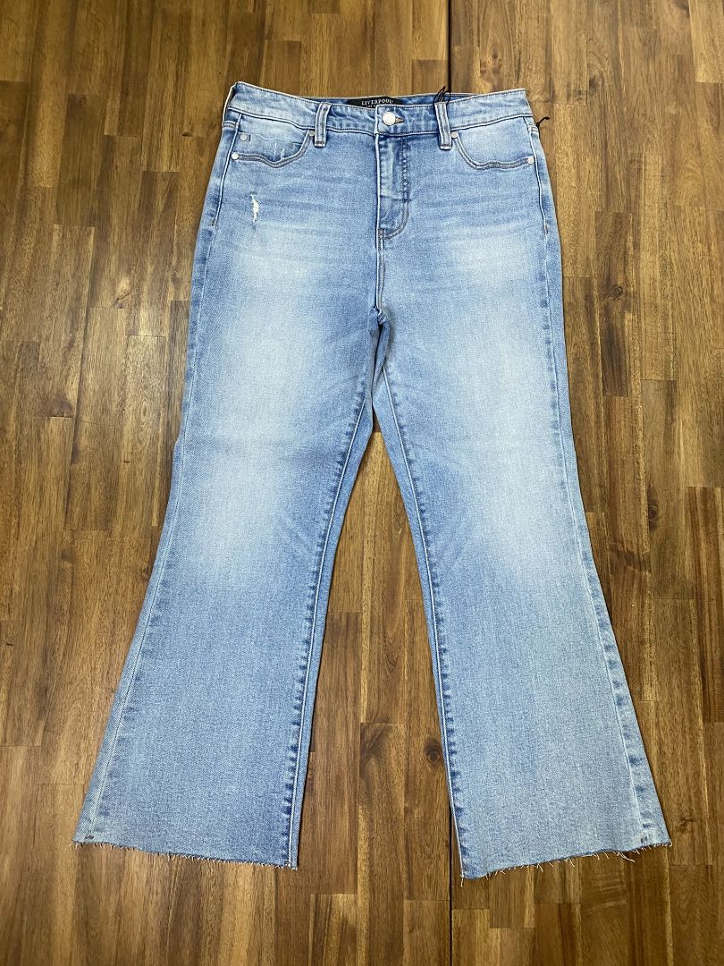 BNWT Light Blue Liverpool Jeans, 27