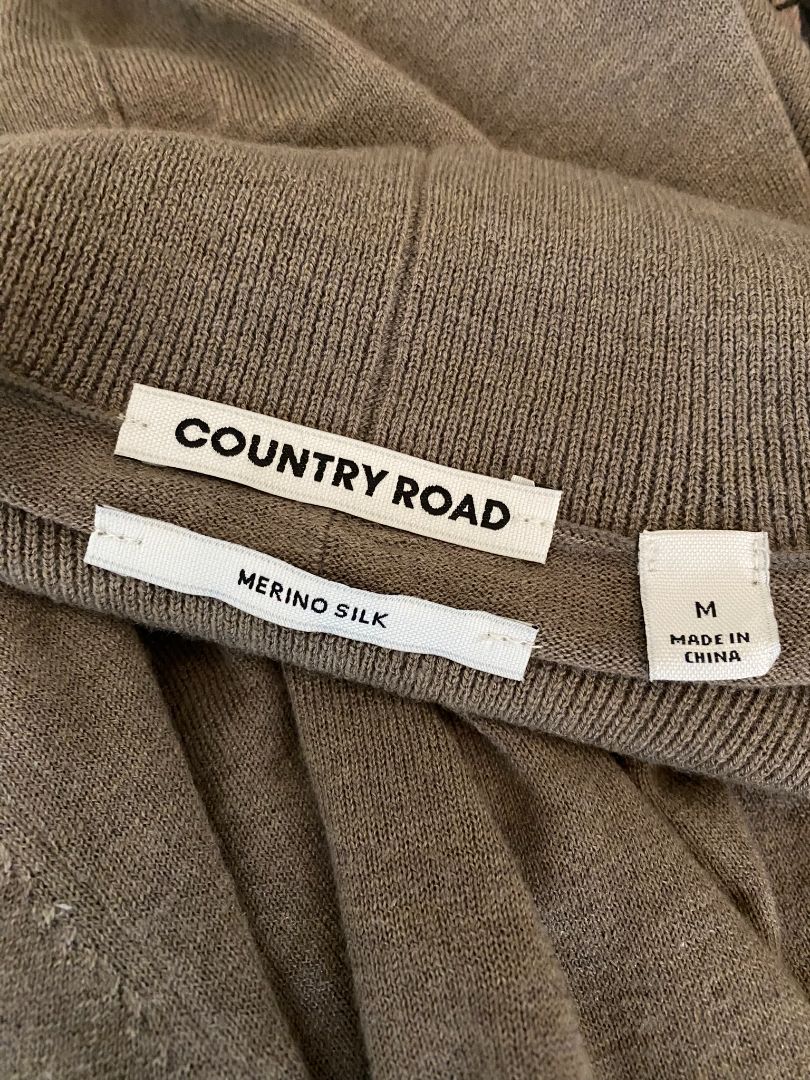 Kahki Country Road Merino Silk Top, M