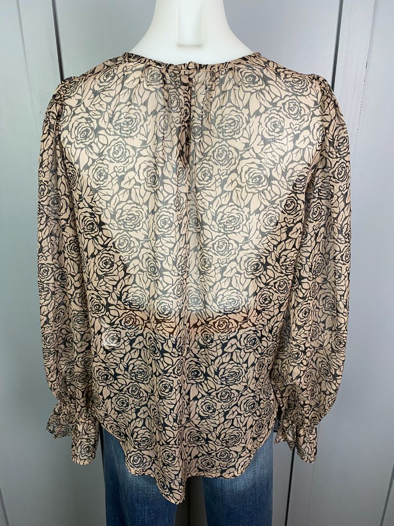 Blush & Black floral print By Rosa Top, 10