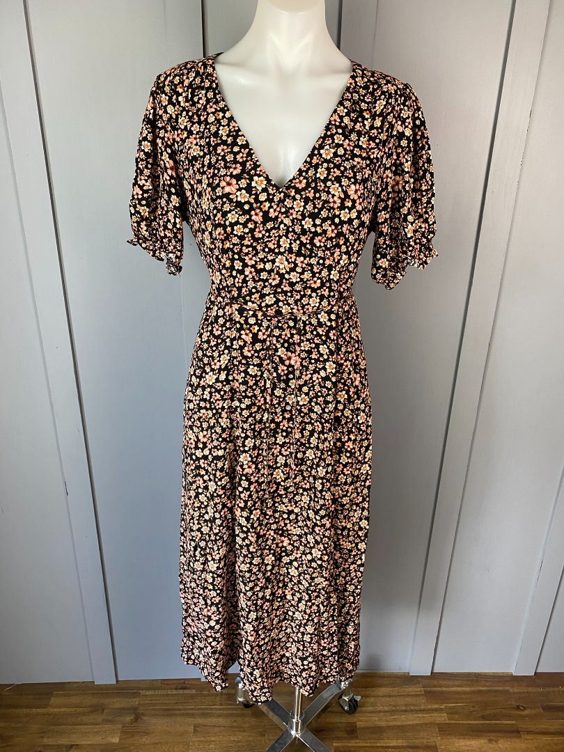 Black & Multi floral Forever New Dress, 12