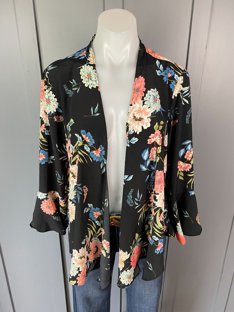 BNWT Black floral Zafina Kimono, 8