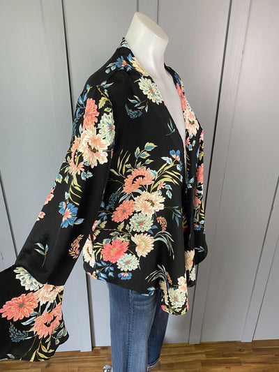 BNWT Black floral Zafina Kimono, 8