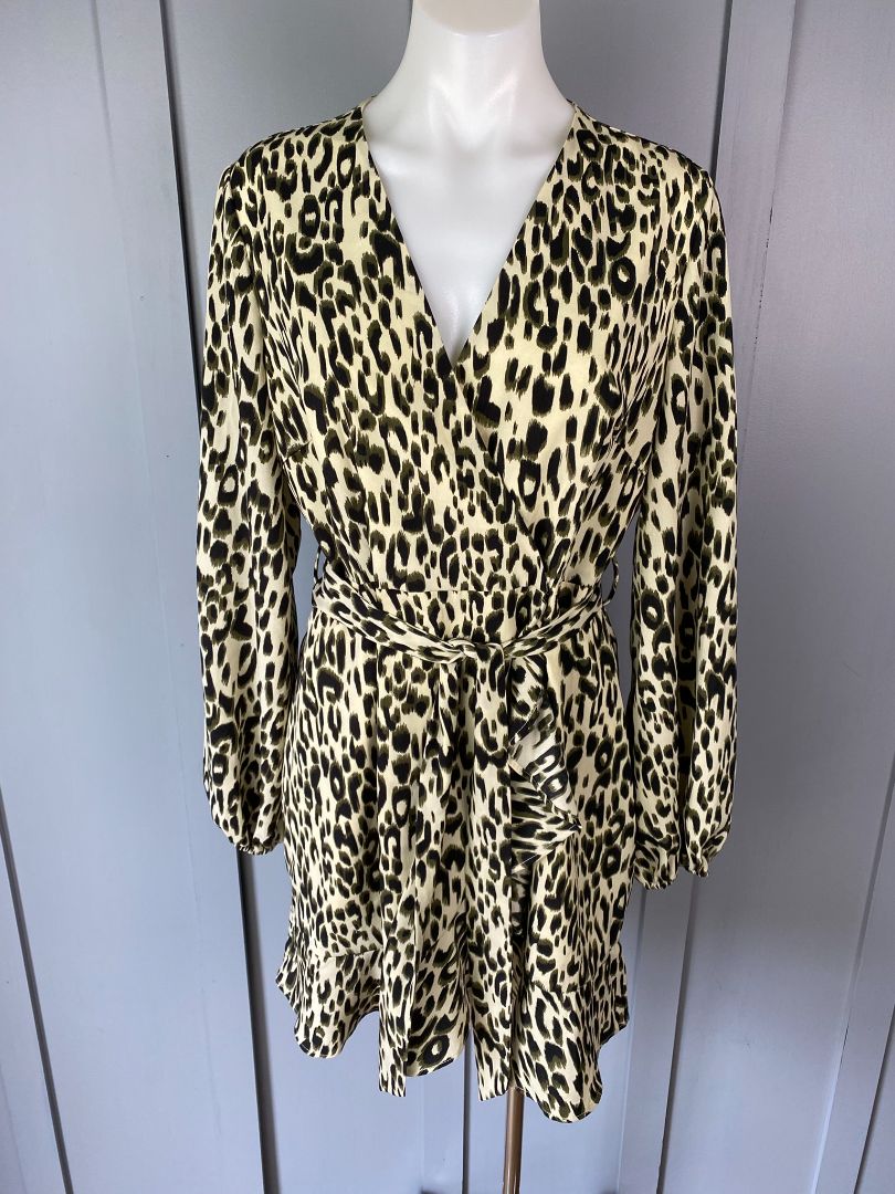 BNWT Animal print Lost in Lunar Dress, 12