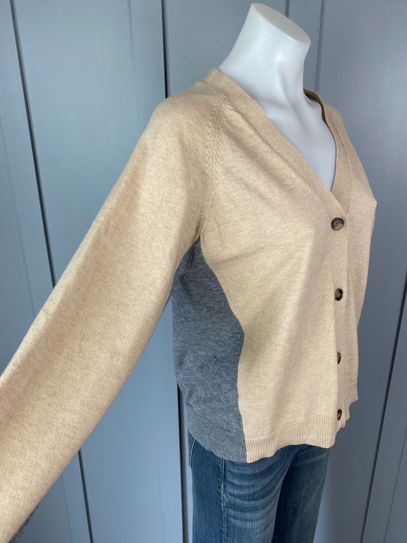 BNWT Beige & Grey Nice Things Cardi, M