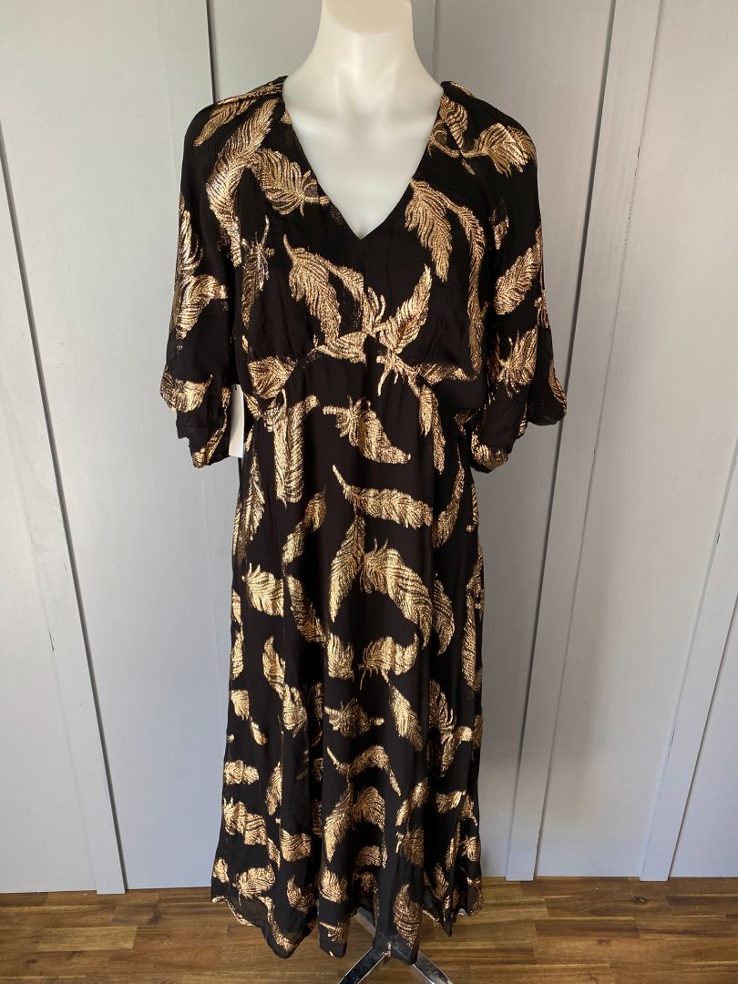 BNWT Black & Gold Love Roses Dress, 10