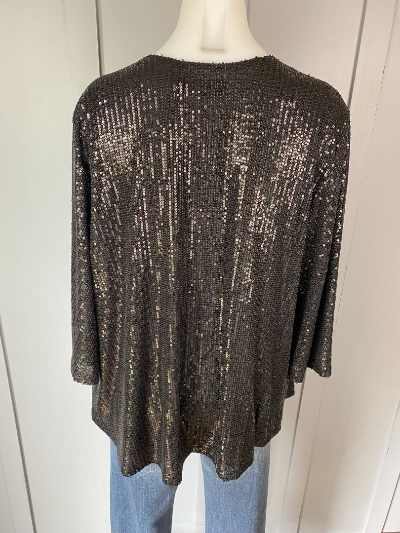 BNWT Black sequins Eb&Ive Cape, L/XL