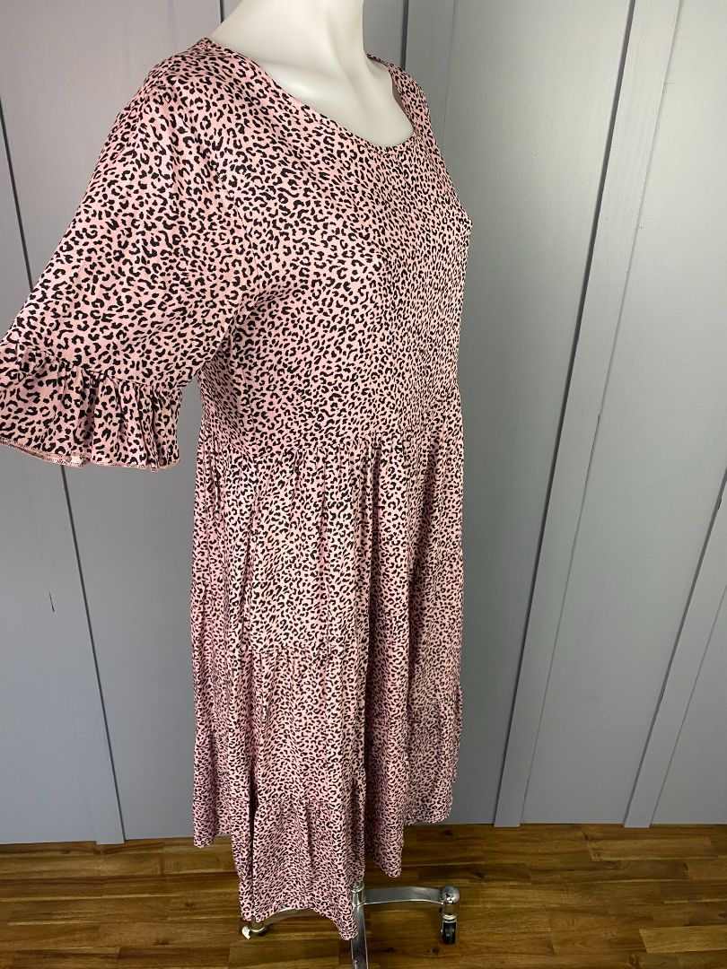 Pink animal print New U Collection Dress/Tunic, 8