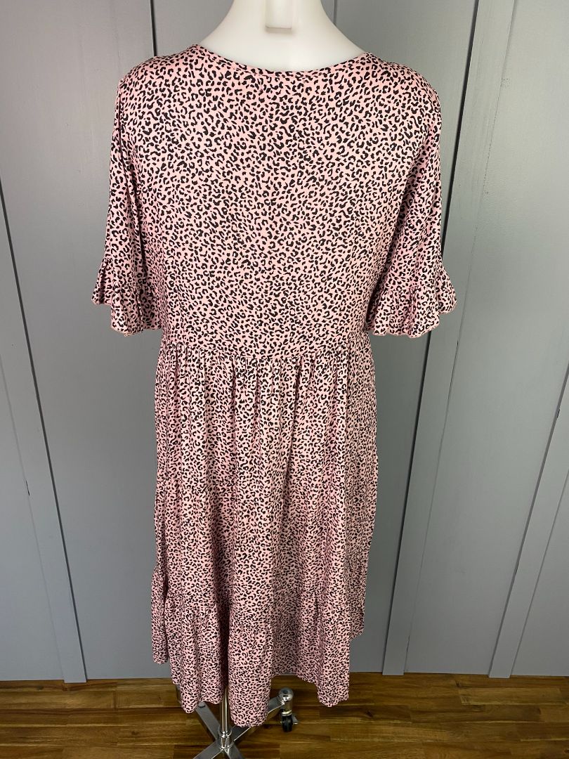 Pink animal print New U Collection Dress/Tunic, 8