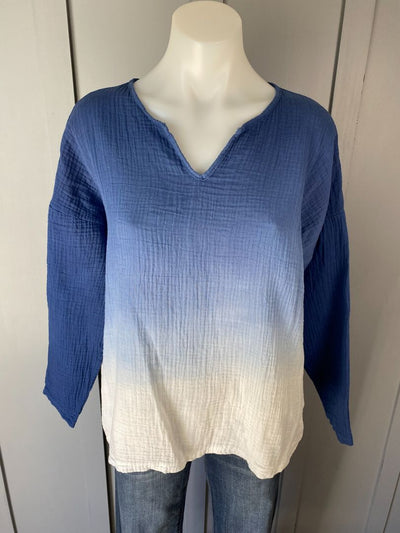 Blue ombre Suzy D Tops, M