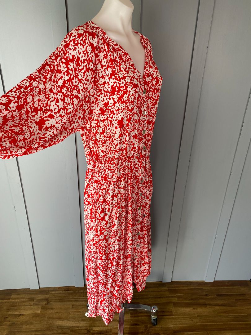Red & White print Whistle Dress, 16