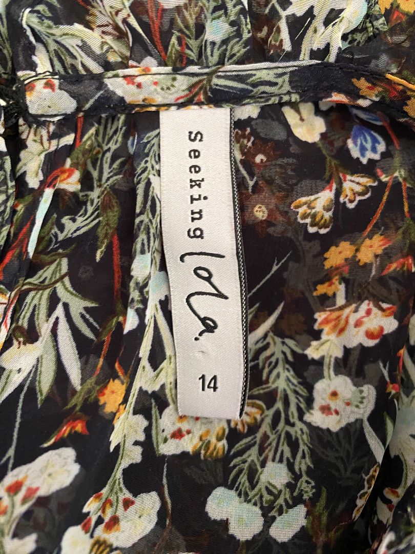 Navy/Multi floral Seeking Lola Top, 14