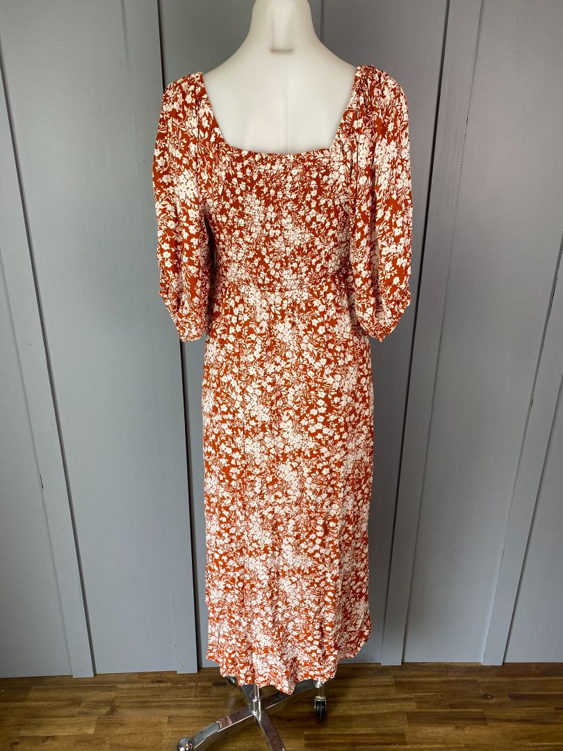 BNWT Rust floral Sass Dress, 8
