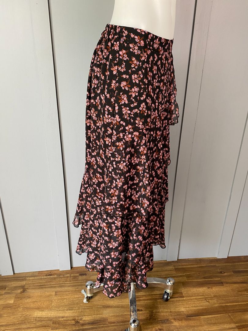 Black floral Decjuba Skirts, 8