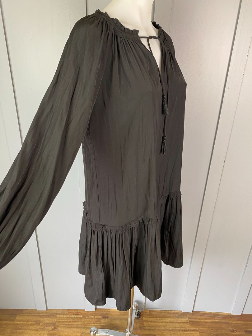 Black Gloss Dress, 6
