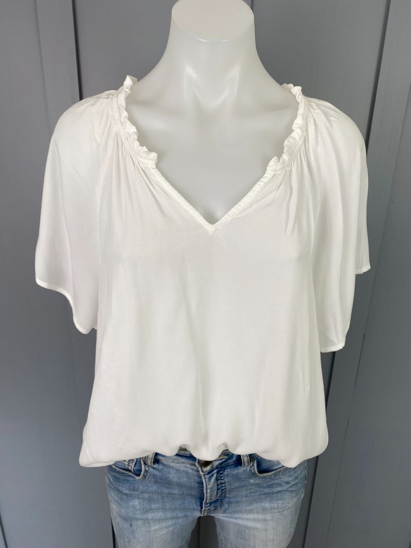 White Max Tops, 14