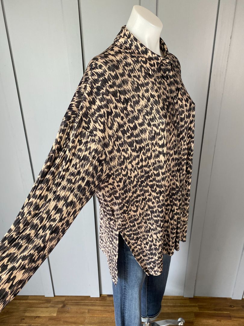 Animal print Decjuba Tops, M