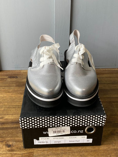 BNWT Silver Minx Shoes, 40