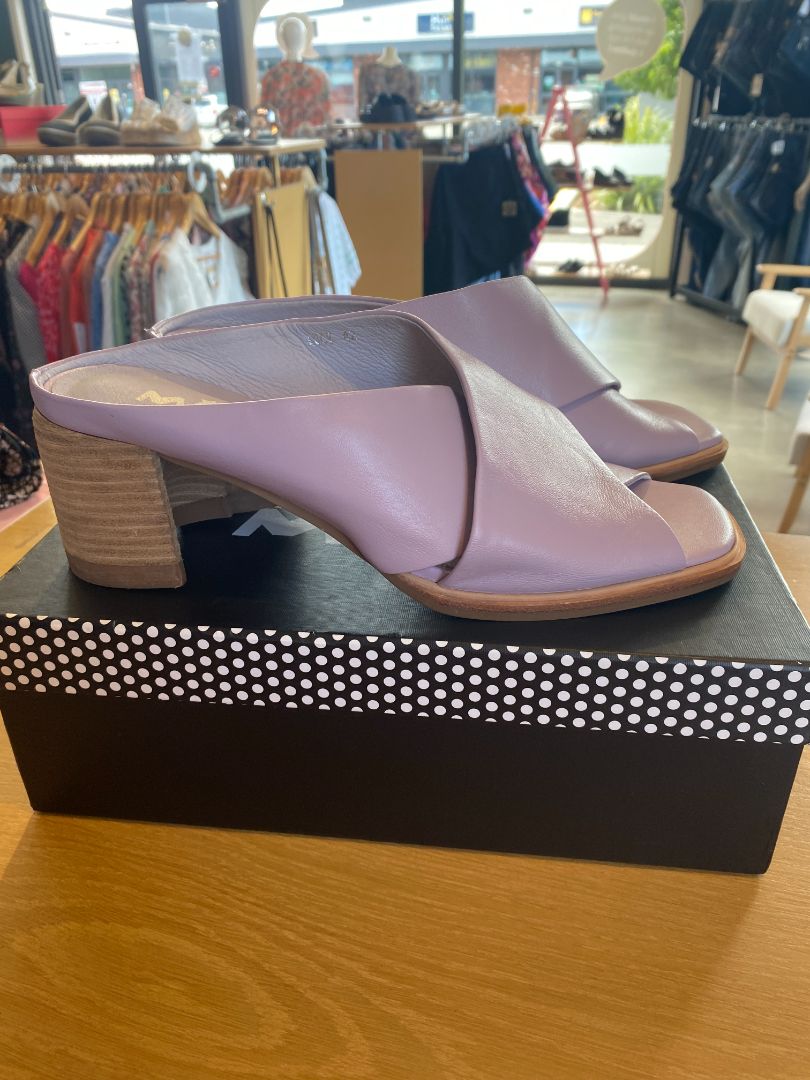 Lilac Minx Shoes, 42