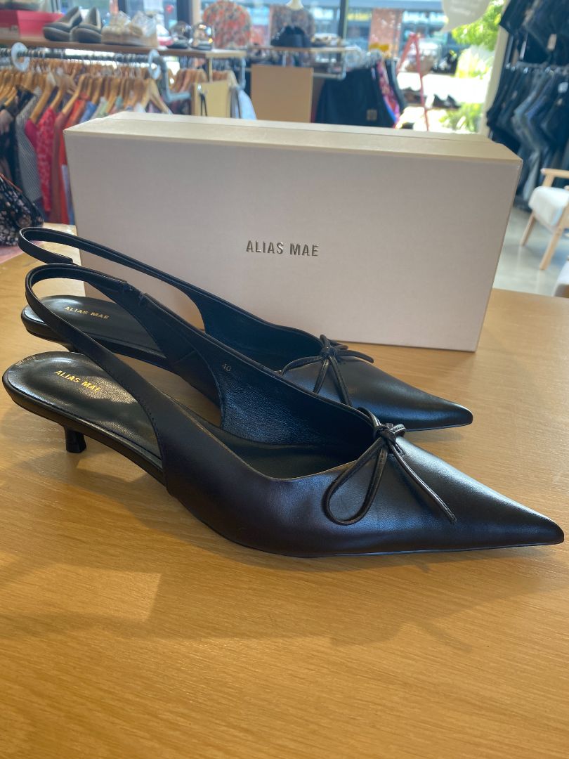BNWT Black Alias Mae Shoes, 40