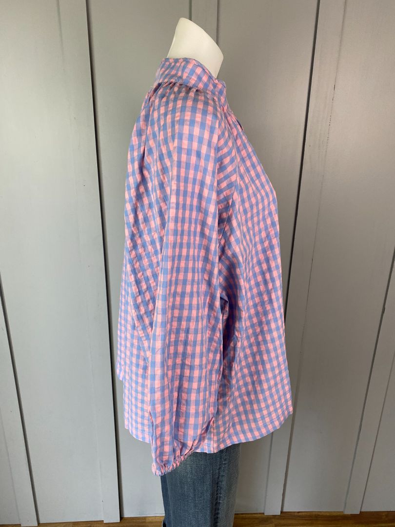 BNWT Blue & Pink Sass Tops, 12
