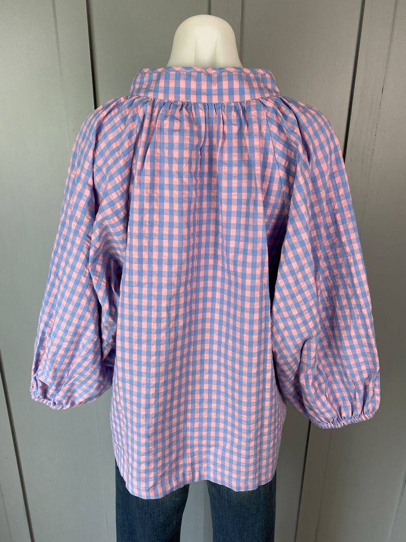 BNWT Blue & Pink Sass Tops, 12
