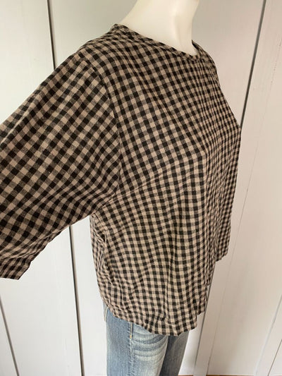Black & Grey Gingham Commoners Top, 10