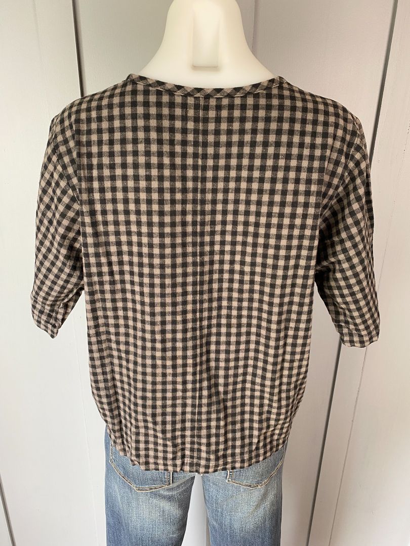 Black & Grey Gingham Commoners Top, 10