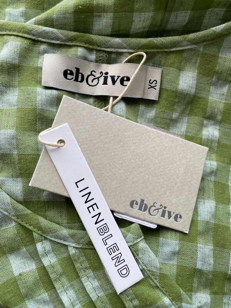 BNWT Green check Eb&Ive Tops, XS