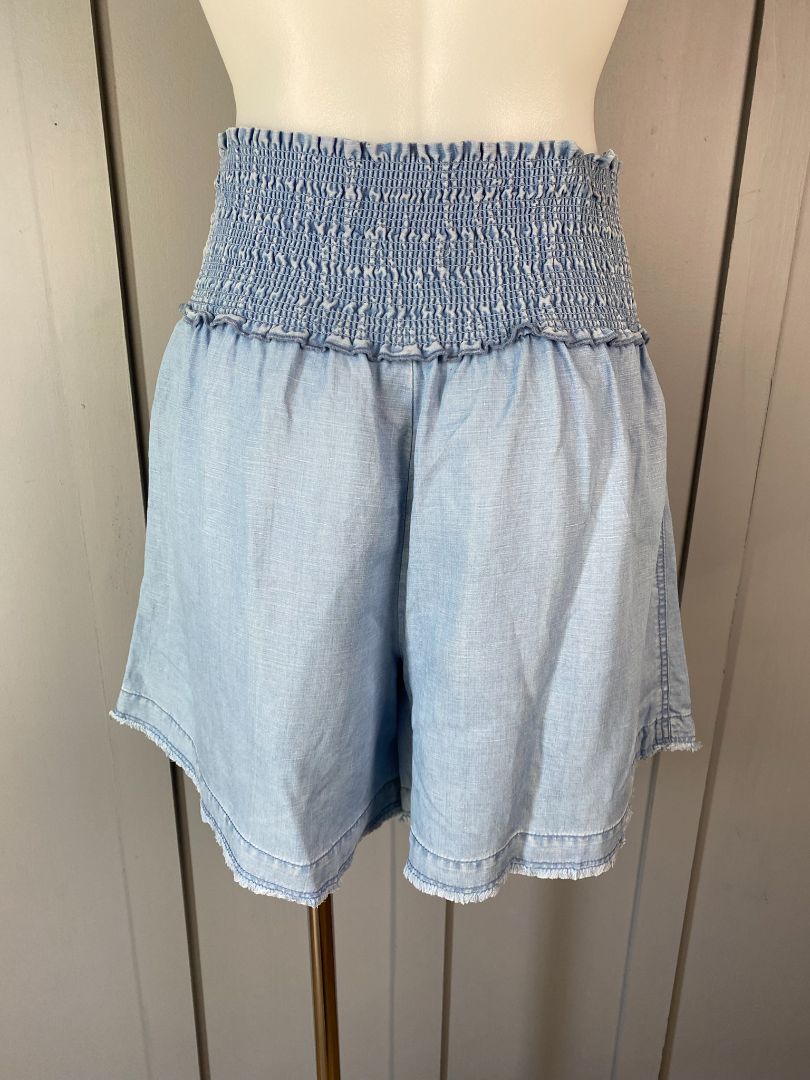 Blue Chambre Country Road Shorts, 6