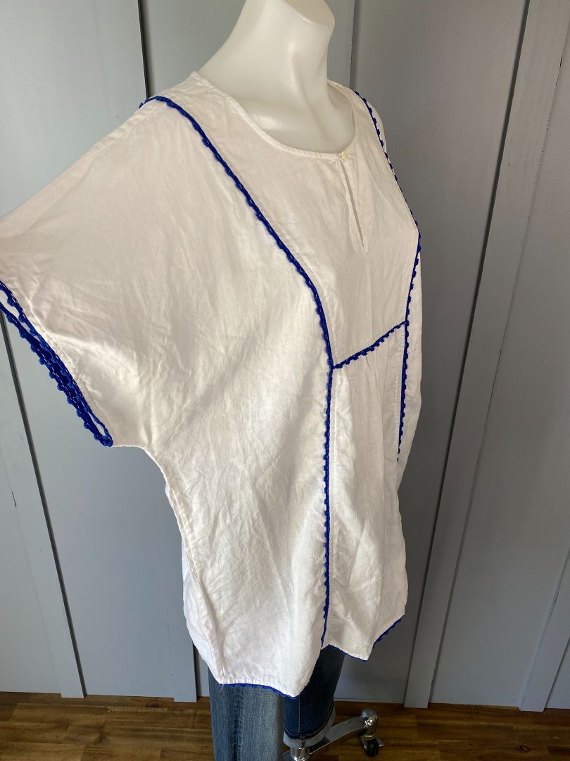 WHite & blue Sports Craft Tops, XL