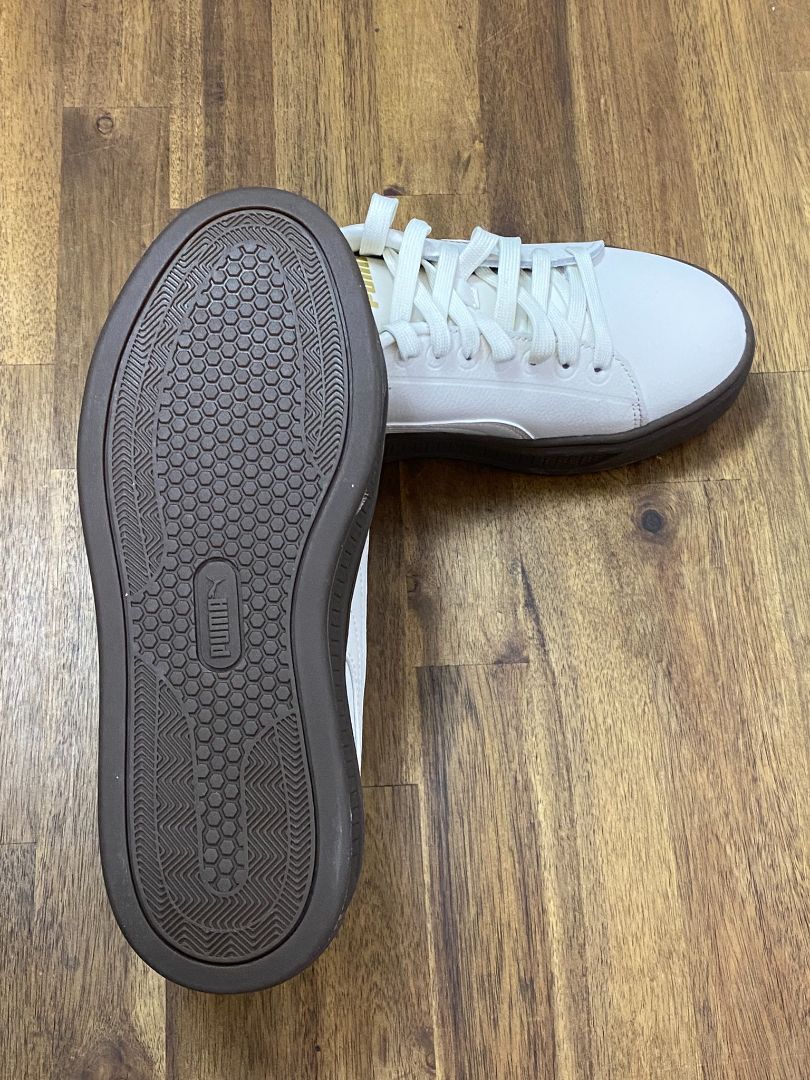 Cream & tan Puma Shoes, 37.5