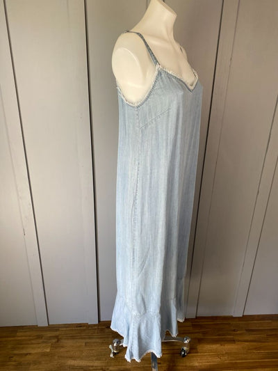 Blue Chambre knewe Dress, 10