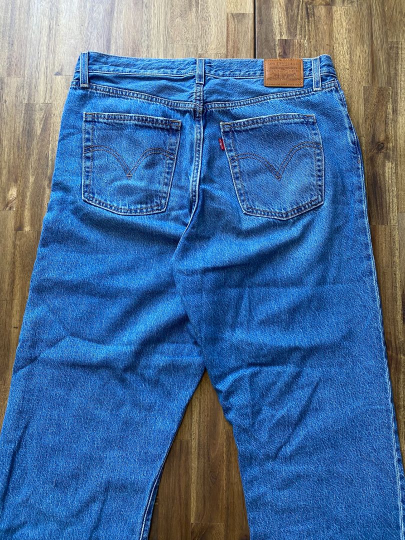 Blue Levis Jeans, 32