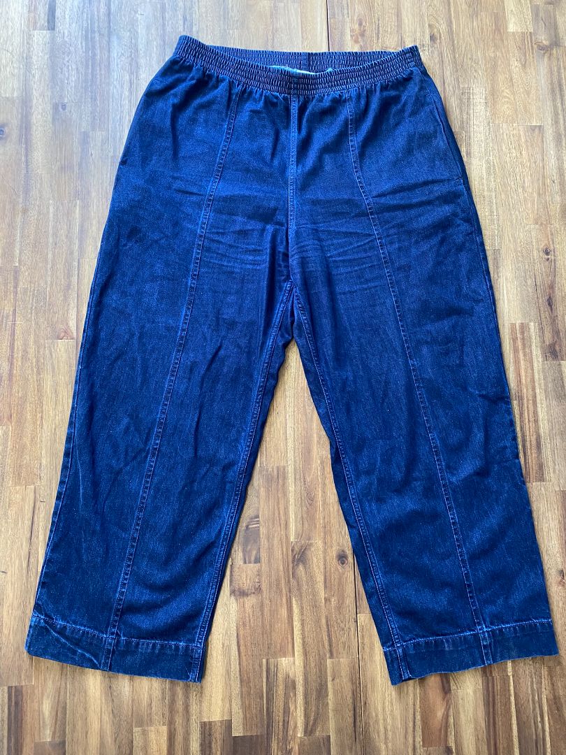 Blue Kowtow Jeans, XL