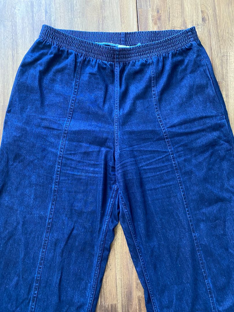 Blue Kowtow Jeans, XL