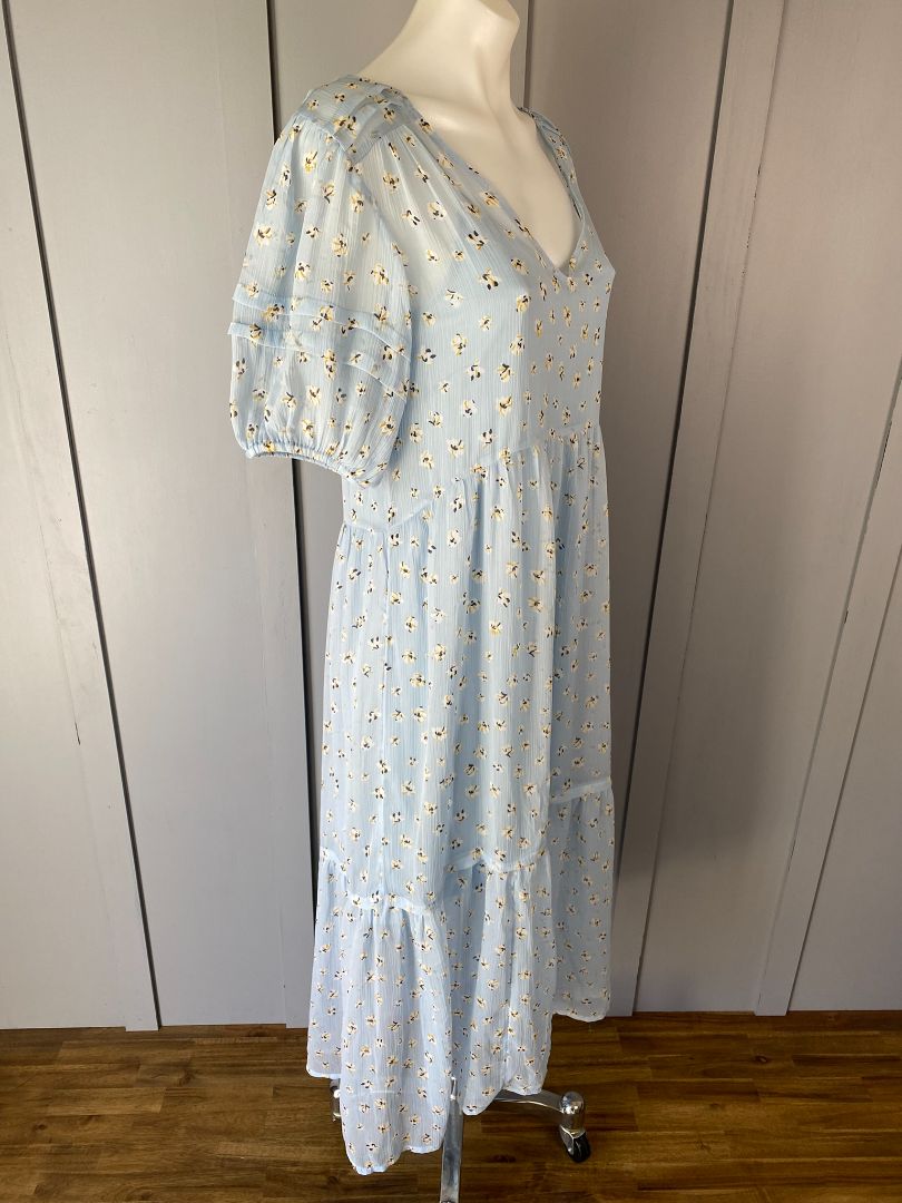 BNWT Pale Blue & Multi print Stradivarius Dress, S