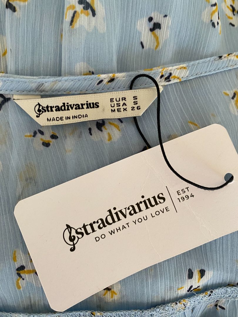 BNWT Pale Blue & Multi print Stradivarius Dress, S