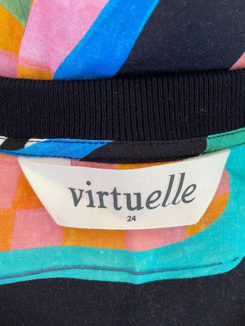 Black & print Virtuelle Bomber, 24