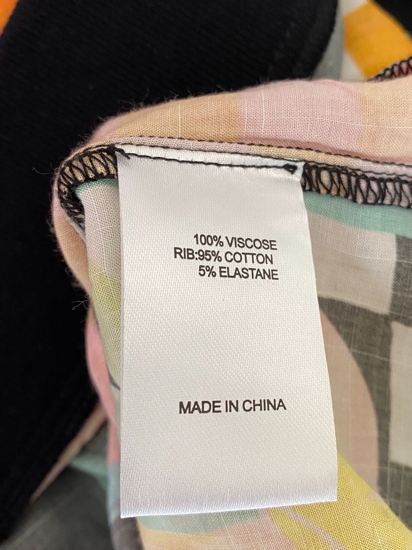 Black & print Virtuelle Bomber, 24