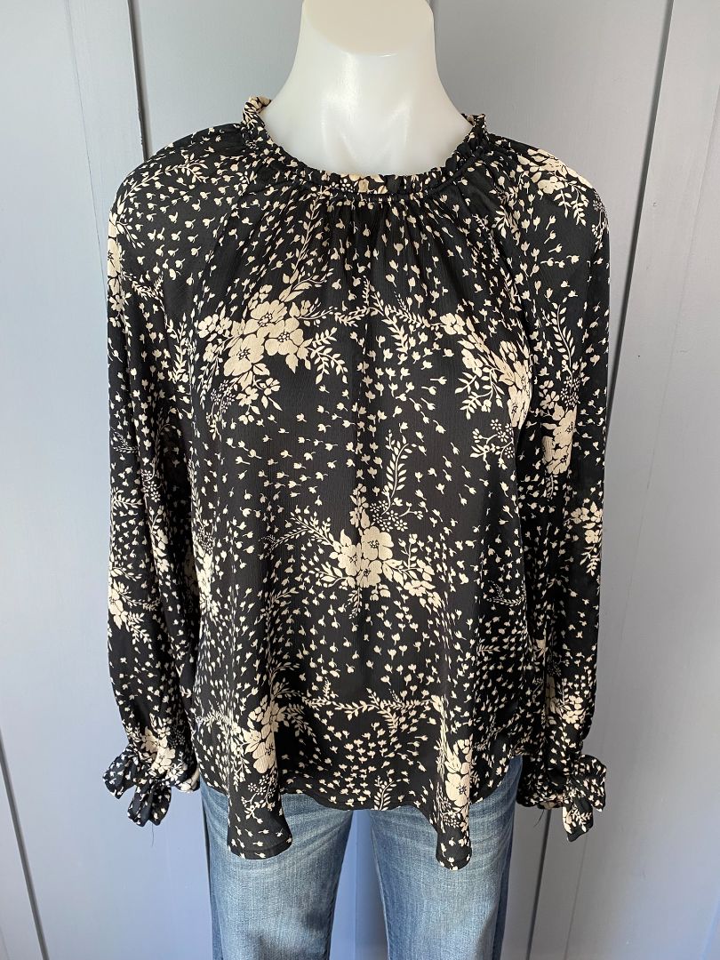 Black & floral Leila + Luca Tops, 10